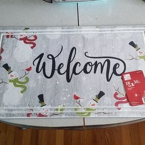 HOME ACCENTS HOLIDAY DOOR MAT